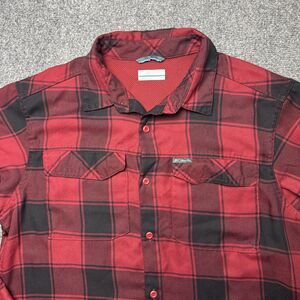 Columbia Mens Medium M Plaid Flannel Button Shirt Omni-Wick Red Black Outdoor